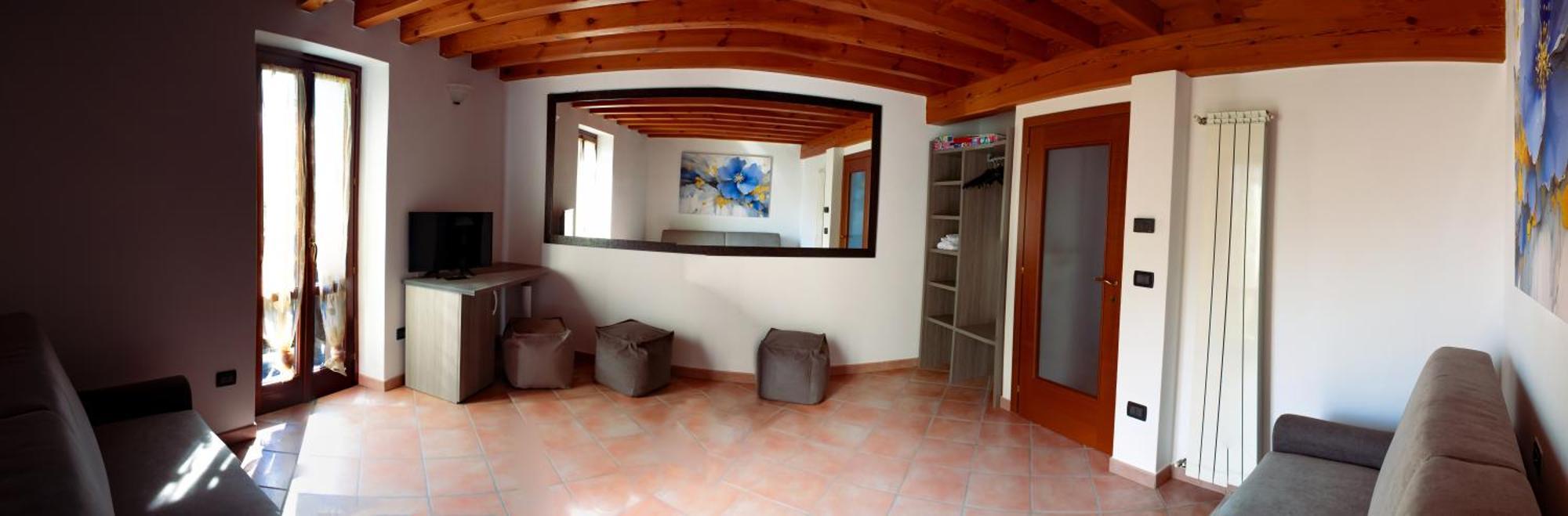 La Casa Sulla Roccia Hotel Pisogne Exterior photo